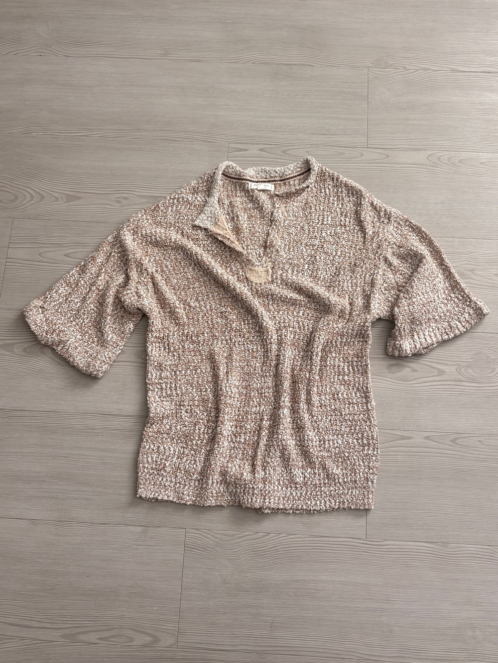 Blu Pepper day to day Short Sleeve Textured crochet Knit Top in Light Taupe